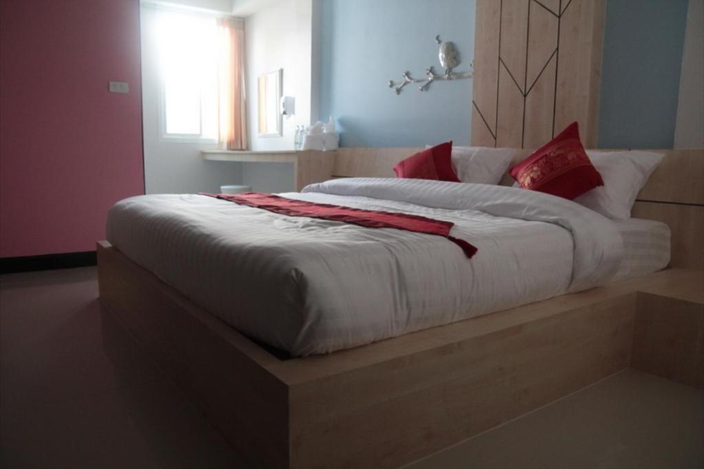Hotel Le Lerts Living Хон Каен Номер фото
