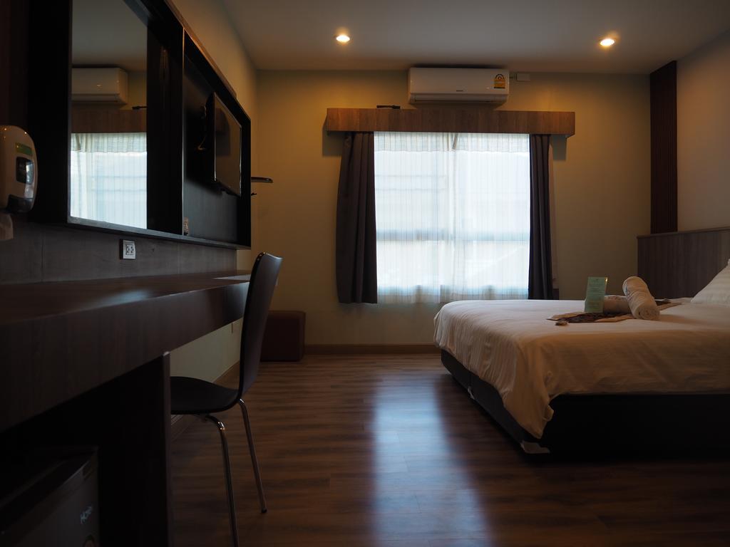 Hotel Le Lerts Living Хон Каен Экстерьер фото