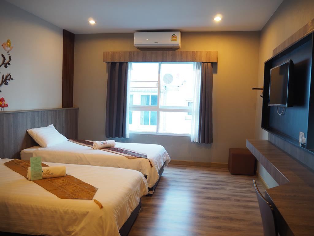 Hotel Le Lerts Living Хон Каен Экстерьер фото